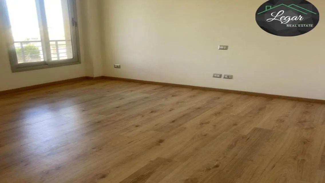 Luxury Apartment for Rent in Palm Parks
