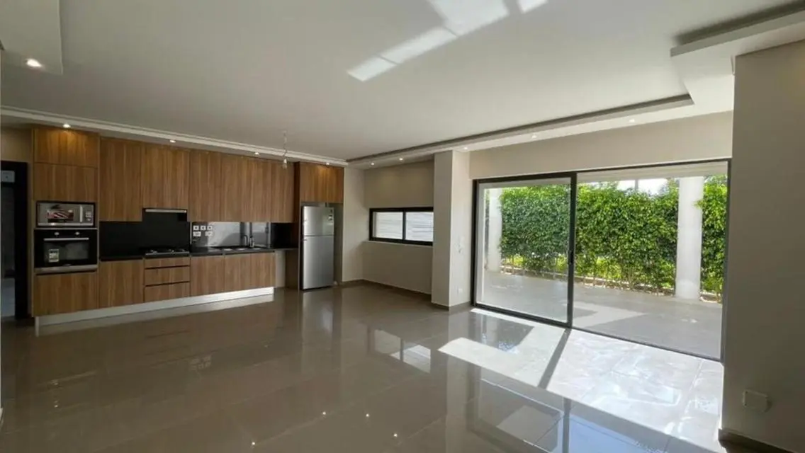 Luxury Apartment with Private Garden for Rent