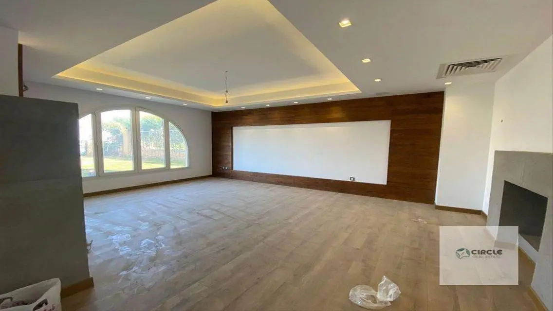 Smart Home with Private Garden and Children's Pool