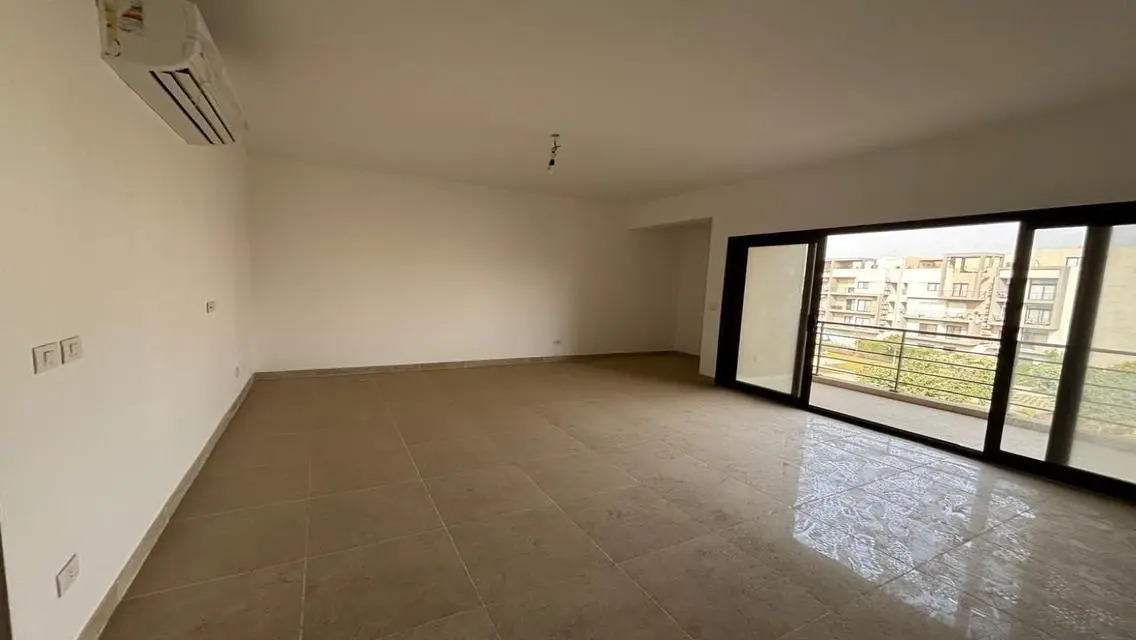 Luxurious Apartment at AUC with Stunning Views