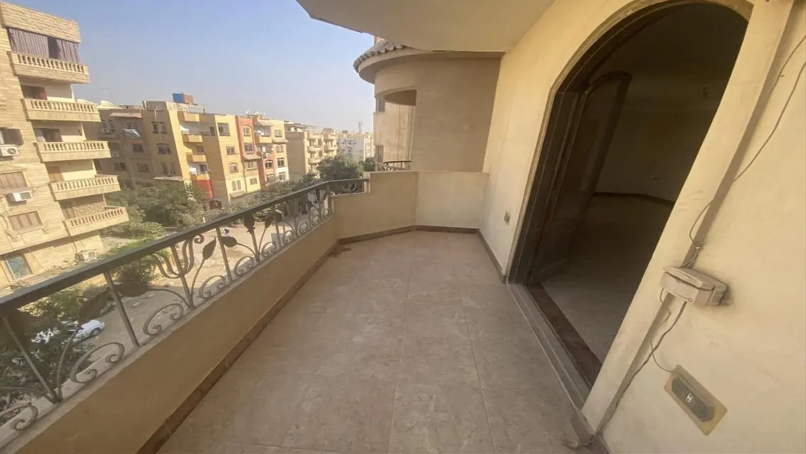 شقة فاخرة بمساحة مثالية