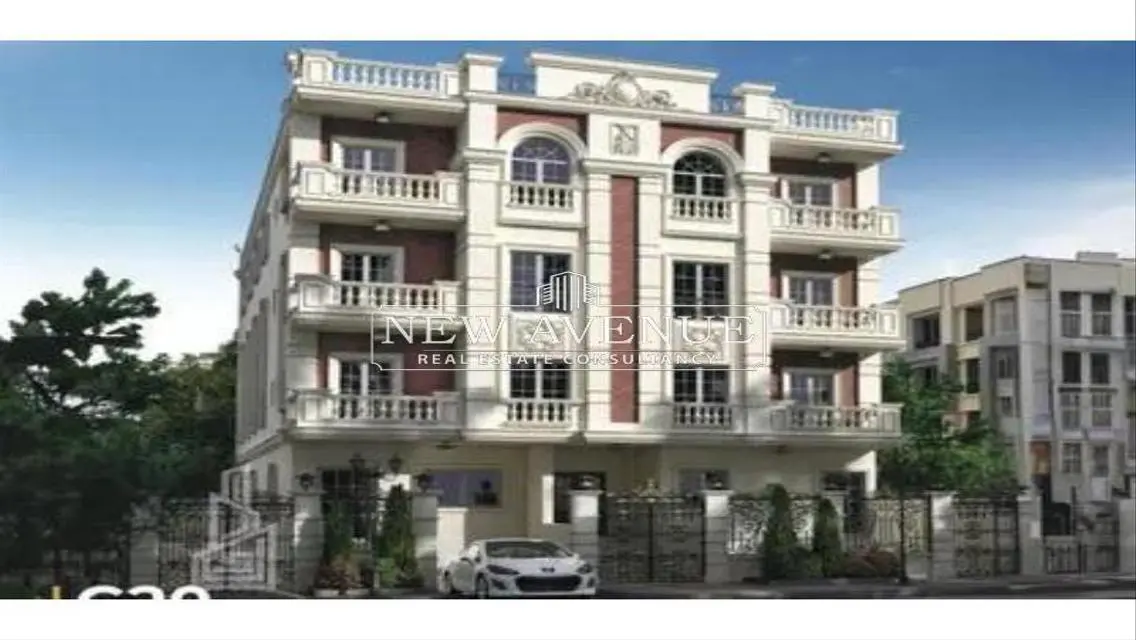 Luxury Apartment with Spacious Living Area in the City Center
