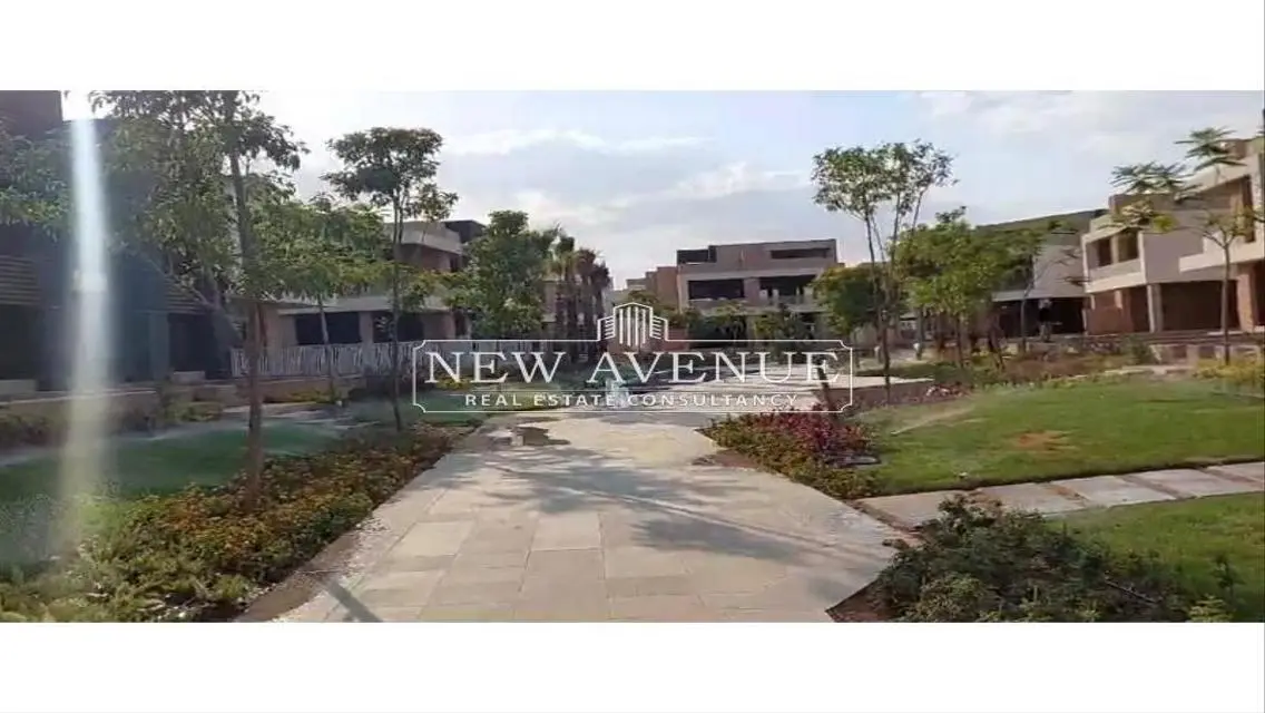 Luxury Villa for Sale with Spacious Garden