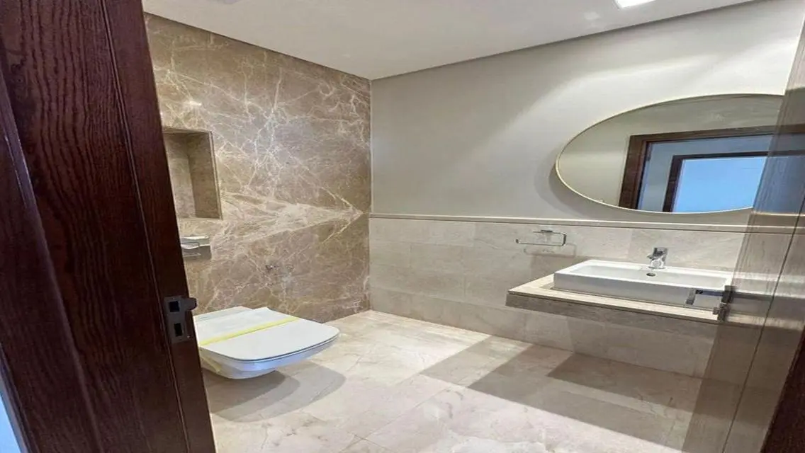 Luxurious Property in Elegant Community