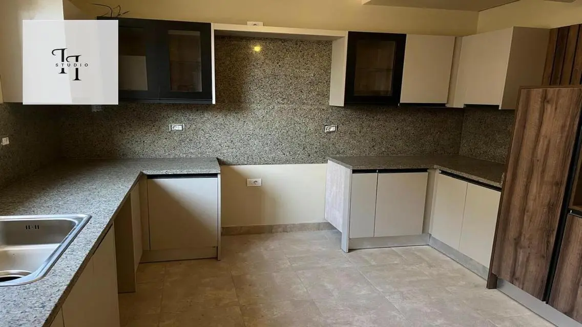 3-Bedroom Apartment for Sale with Stunning View