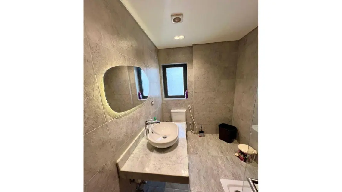 Luxurious 148 sqm Apartment with Full Amenities
