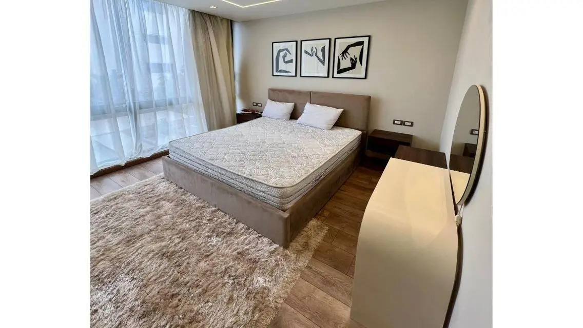 Luxurious 148 sqm Apartment with Full Amenities