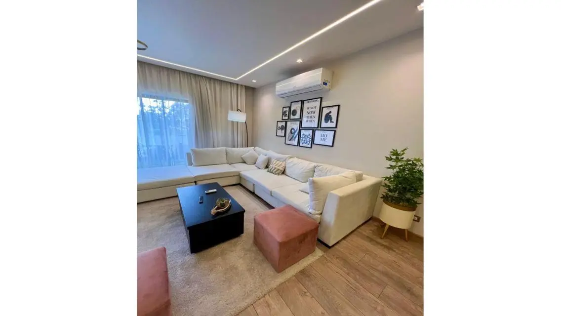 Luxurious 148 sqm Apartment with Full Amenities