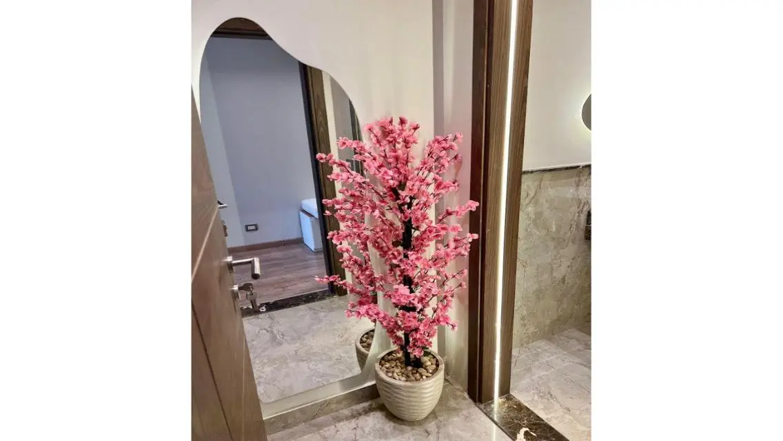 Luxurious 148 sqm Apartment with Full Amenities