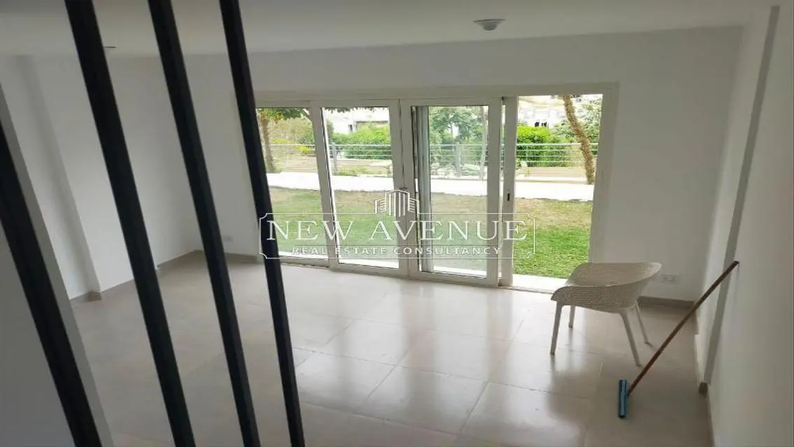 Luxurious Spacious Apartment for Sale