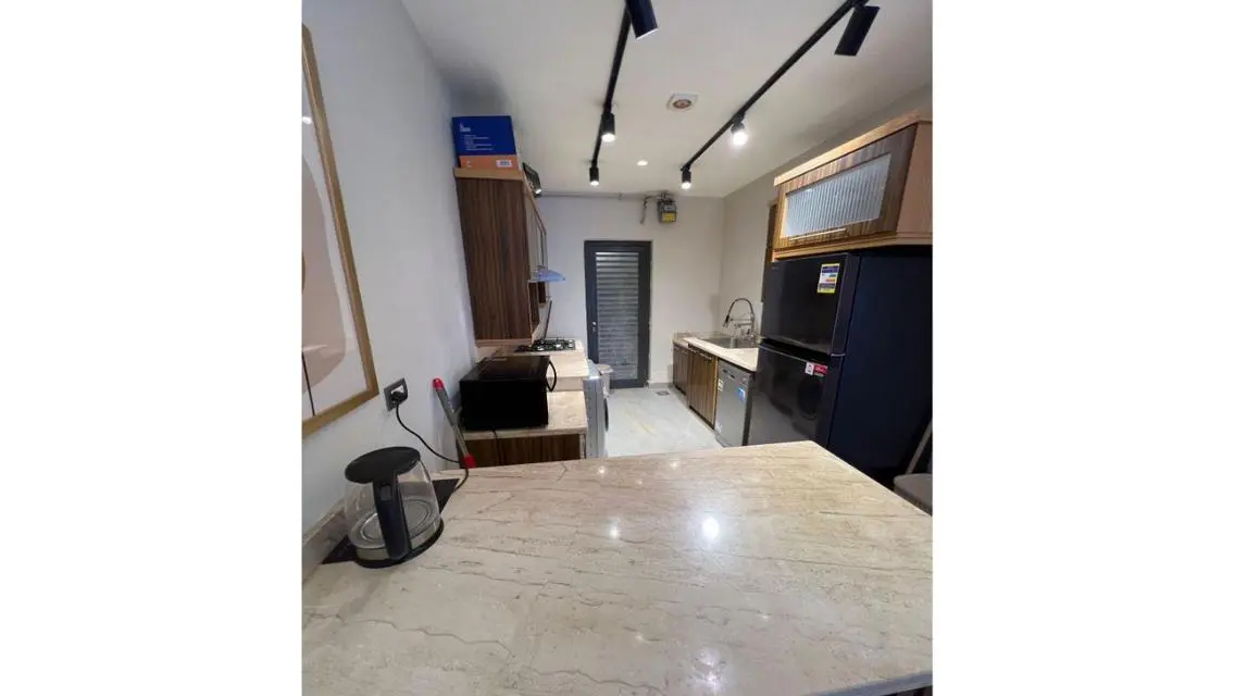 Luxury 2-Bedroom Apartment in Prime Location with Full Amenities