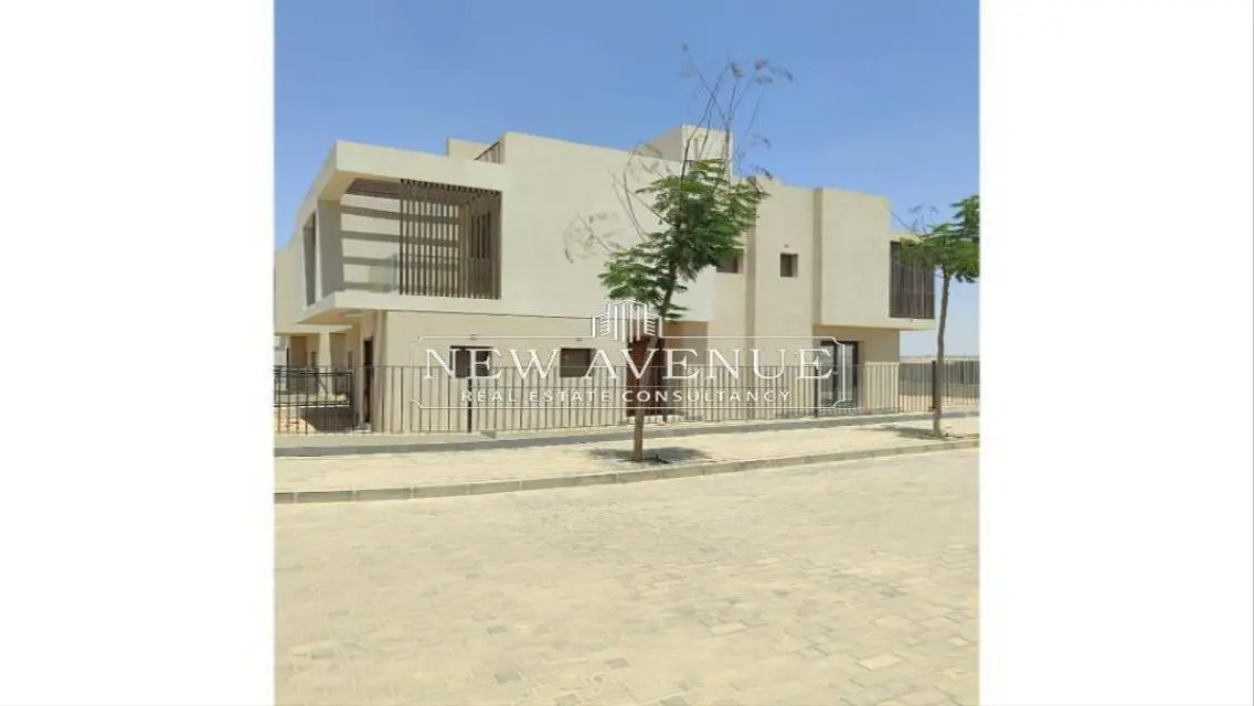 Luxurious Mansion for Sale with Stunning Design