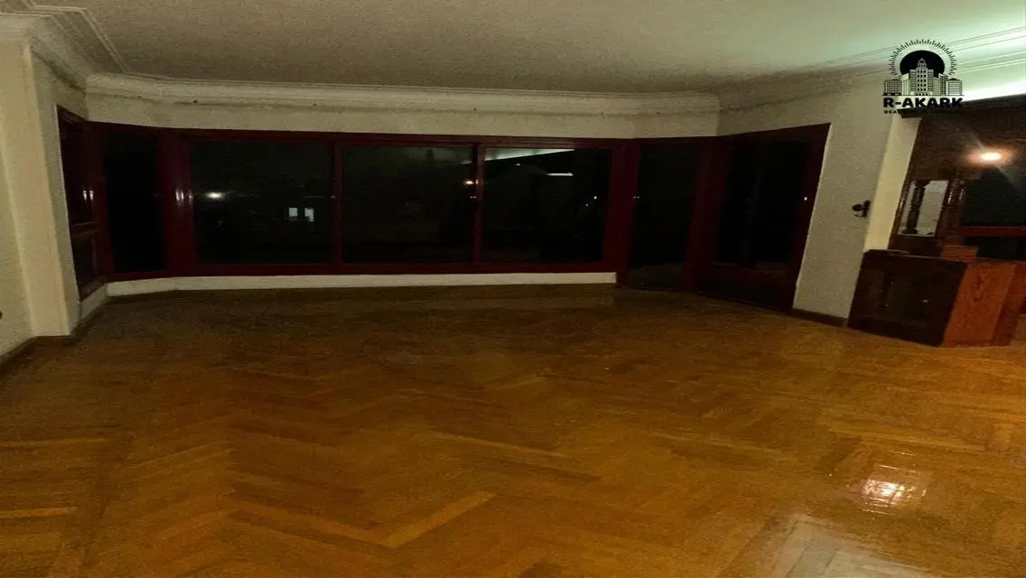 Luxury Apartment with Full Amenities in Prime Location