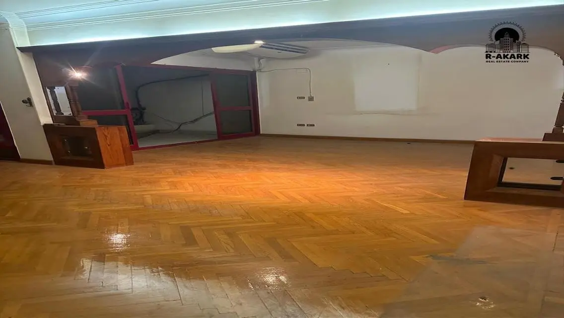 Luxury Apartment with Full Amenities in Prime Location