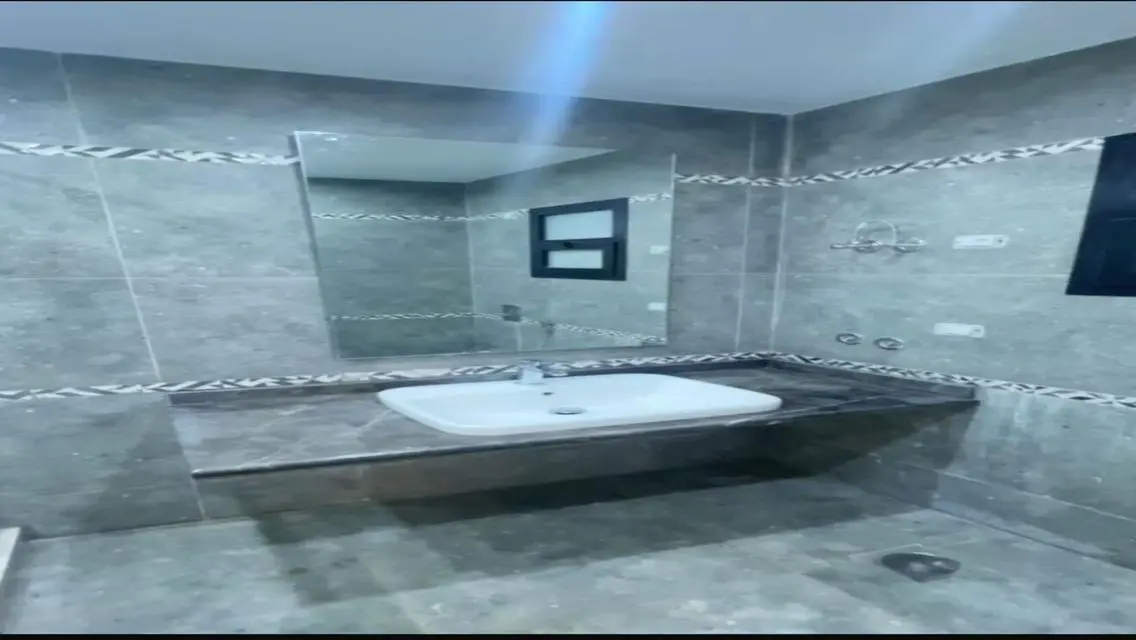 Luxury Apartment for Rent in Pocket Park