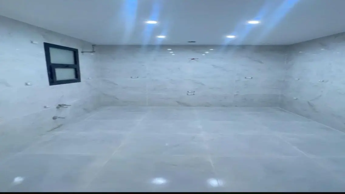Luxury Apartment for Rent in Pocket Park