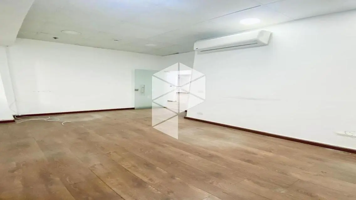 Office for Sale in a Prime Location at an Attractive Price