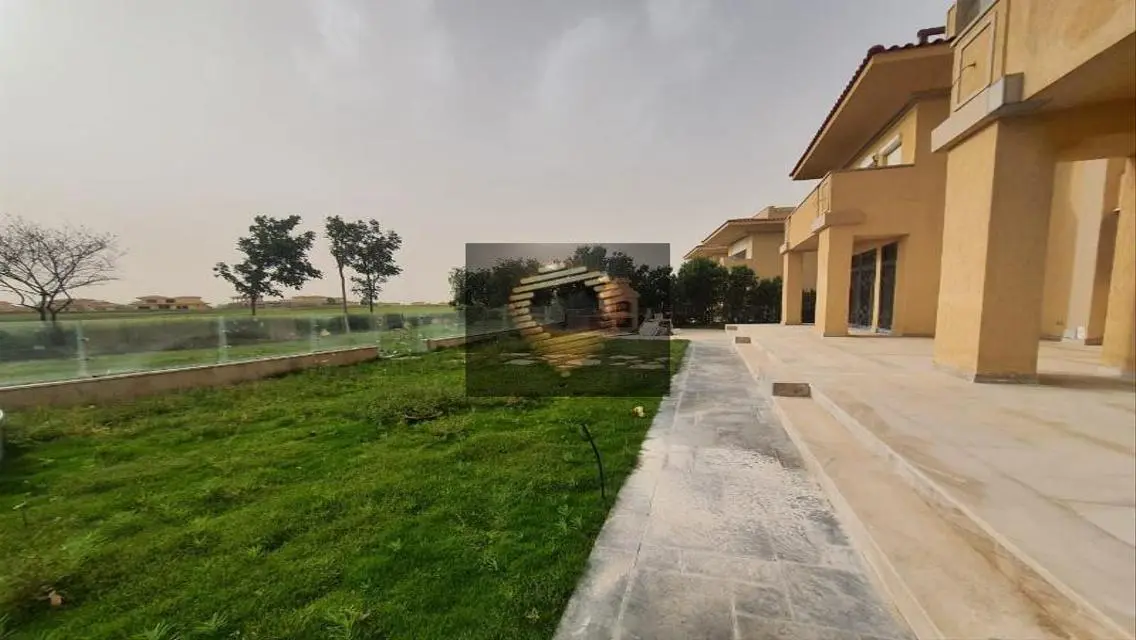Luxury Villa for Sale in Golf VG2