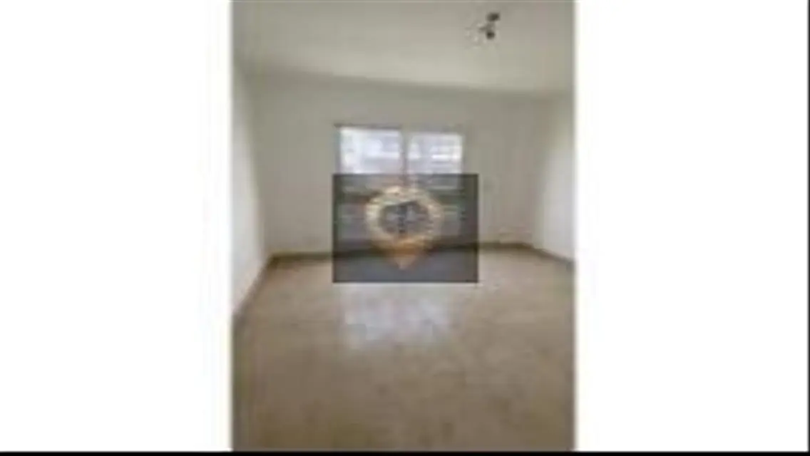 Luxurious Apartment in the Heart of the City with Private Balcony