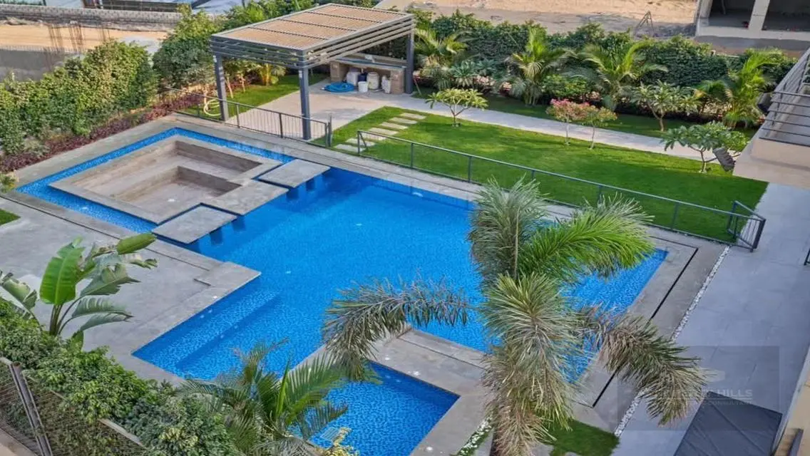 Luxurious Apartment with Exclusive Amenities for Sale