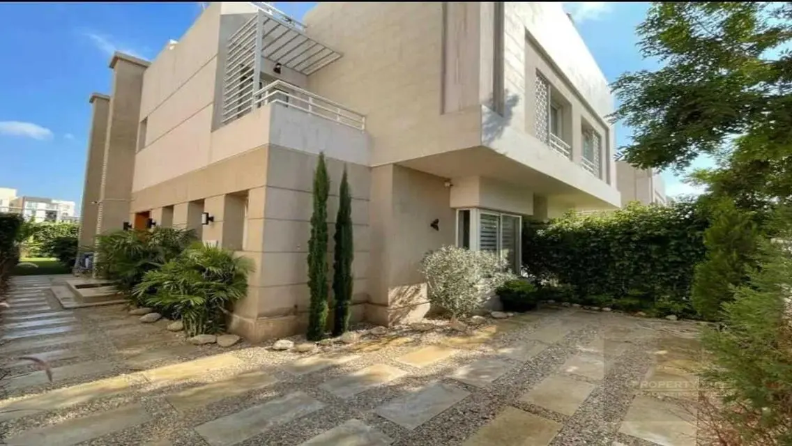 Luxurious Apartment with Exclusive Amenities for Sale