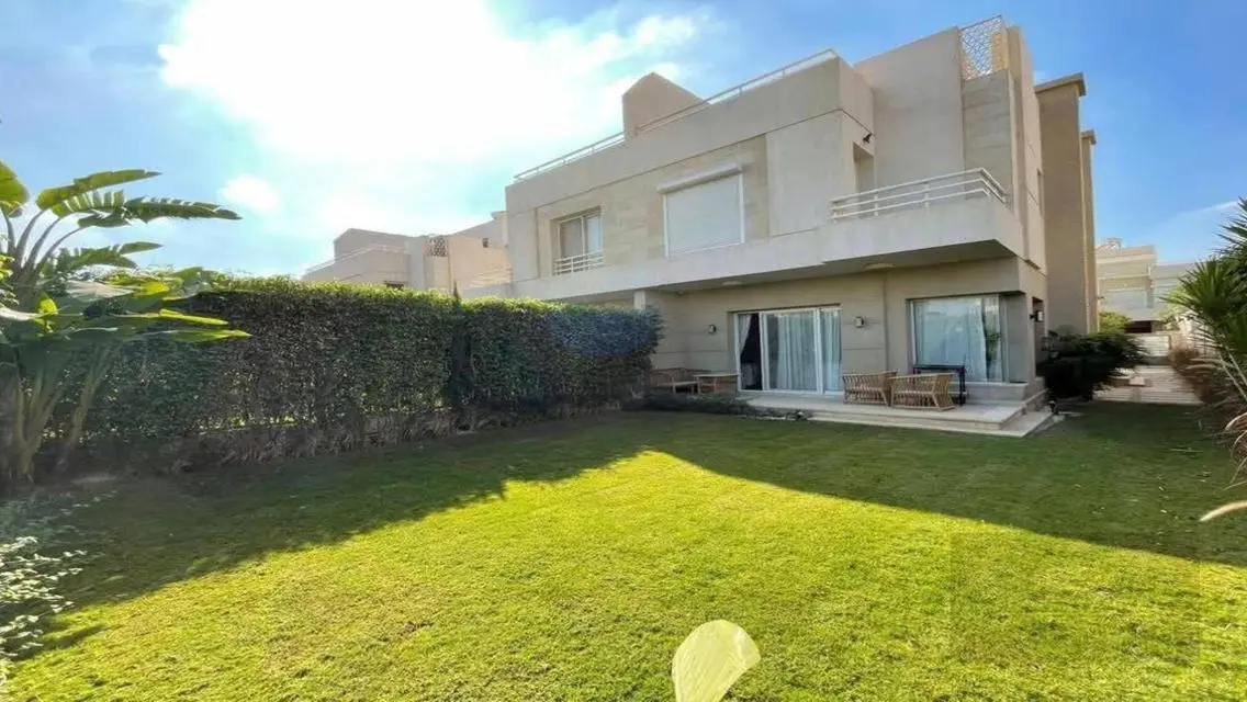 Luxurious Apartment with Exclusive Amenities for Sale