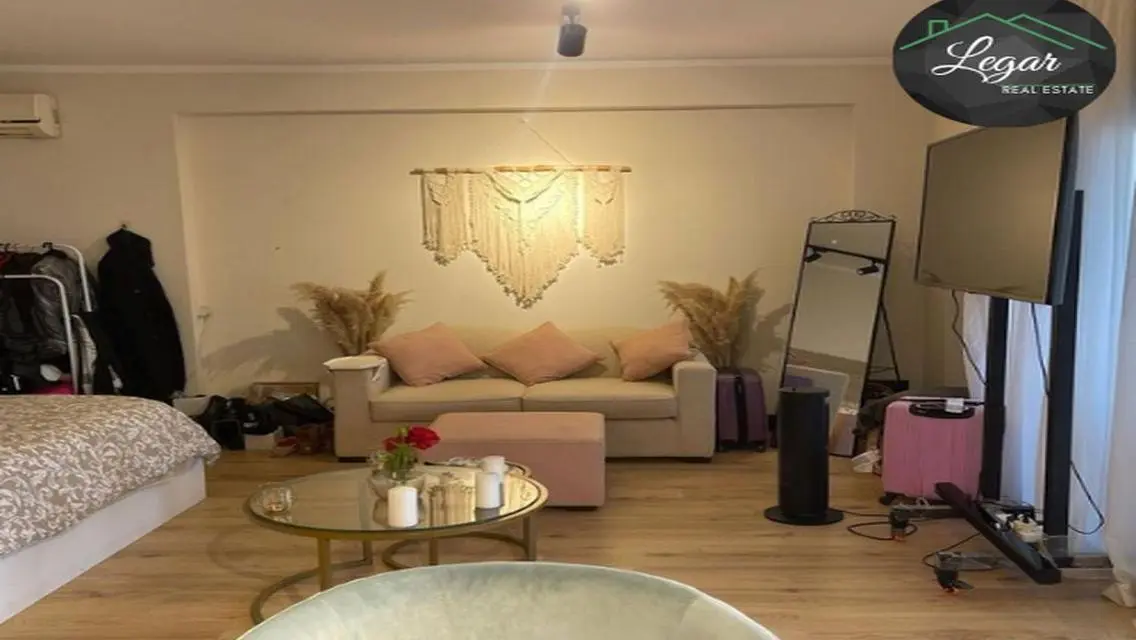 Luxury Apartment for Rent in Palm Parks