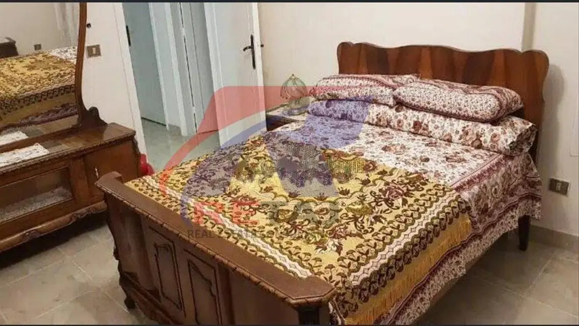 شقة رائعة 3 غرف نوم للإيجار في منطقة هادئة