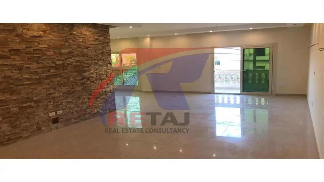 Stunning 2-Bedroom Apartment for Rent in the City Center