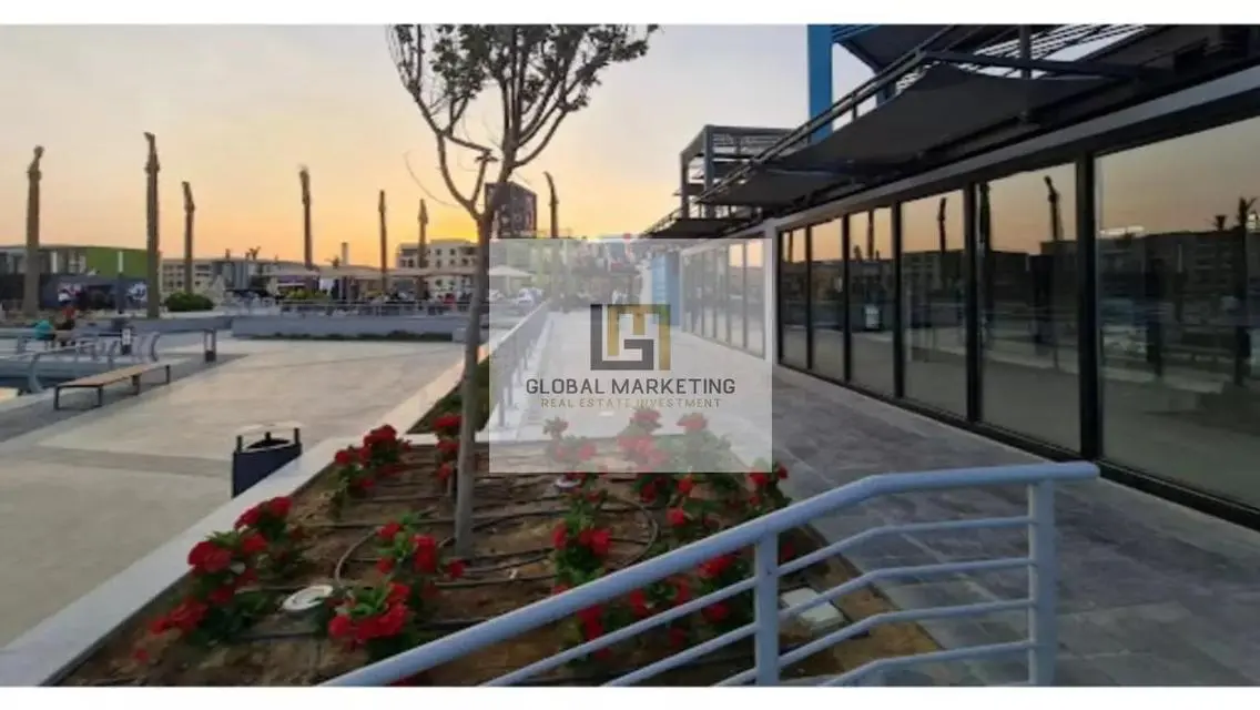 شقة مميزة بمساحة 1750 متر للإيجار