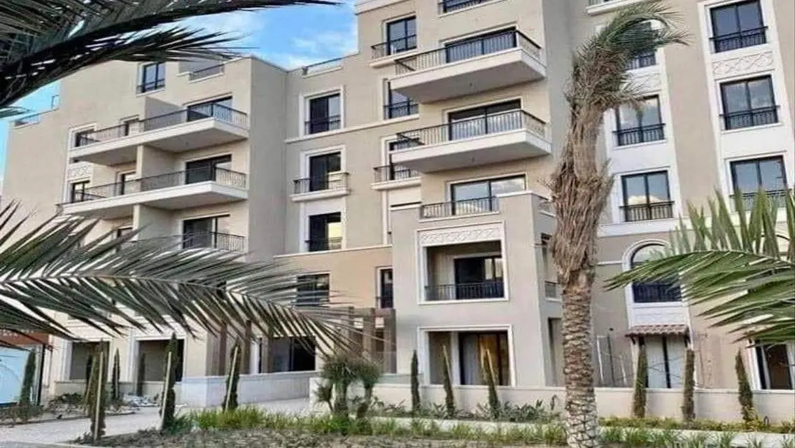 Luxurious Villa in Village West