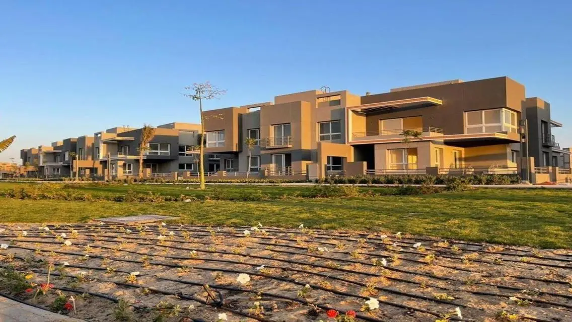 Luxury Apartment for Sale with Lake View