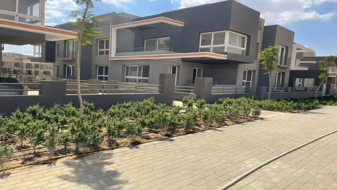 Luxury Apartment for Sale with Lake View