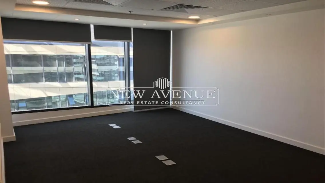 Premium Office Space of 185 sq meters for Sale