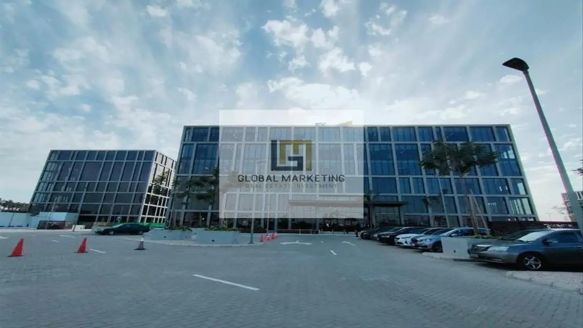Office Space of 774 Meter for Sale