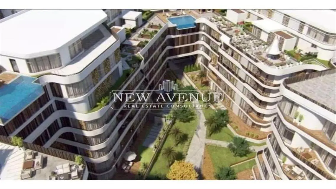 Luxury Apartment with Private Garden and Balcony