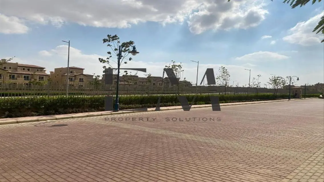 شقة فاخرة للبيع في موقع مميز