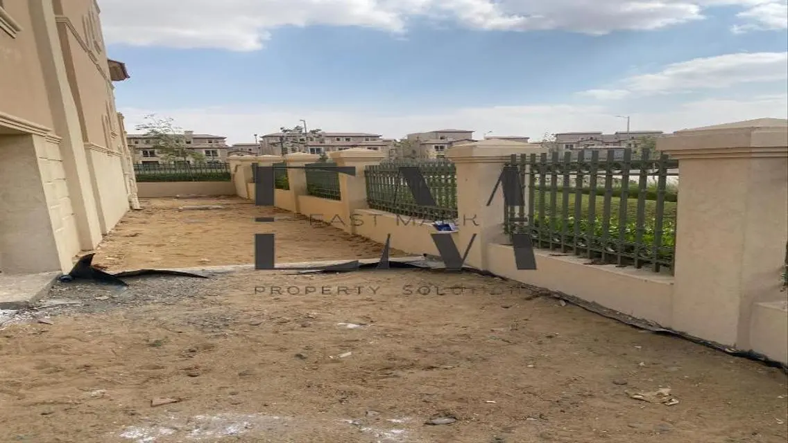شقة فاخرة للبيع في موقع مميز