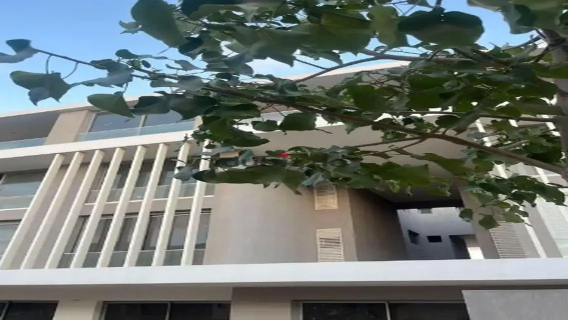 Stunning Villa for Sale with Lake View