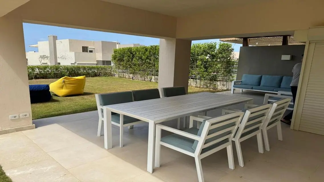 Your Dream Chalet in Hacienda White - Move-In Ready!