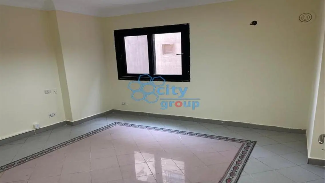 Exceptional Property of 500 Meters for Sale in the City