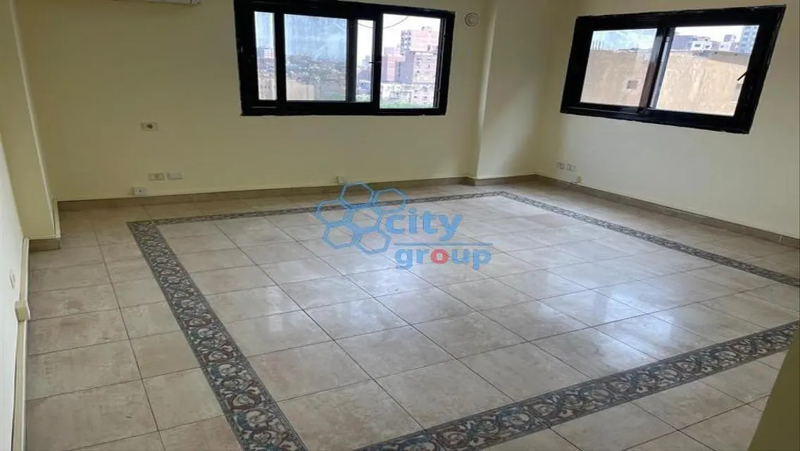 Exceptional Property of 500 Meters for Sale in the City