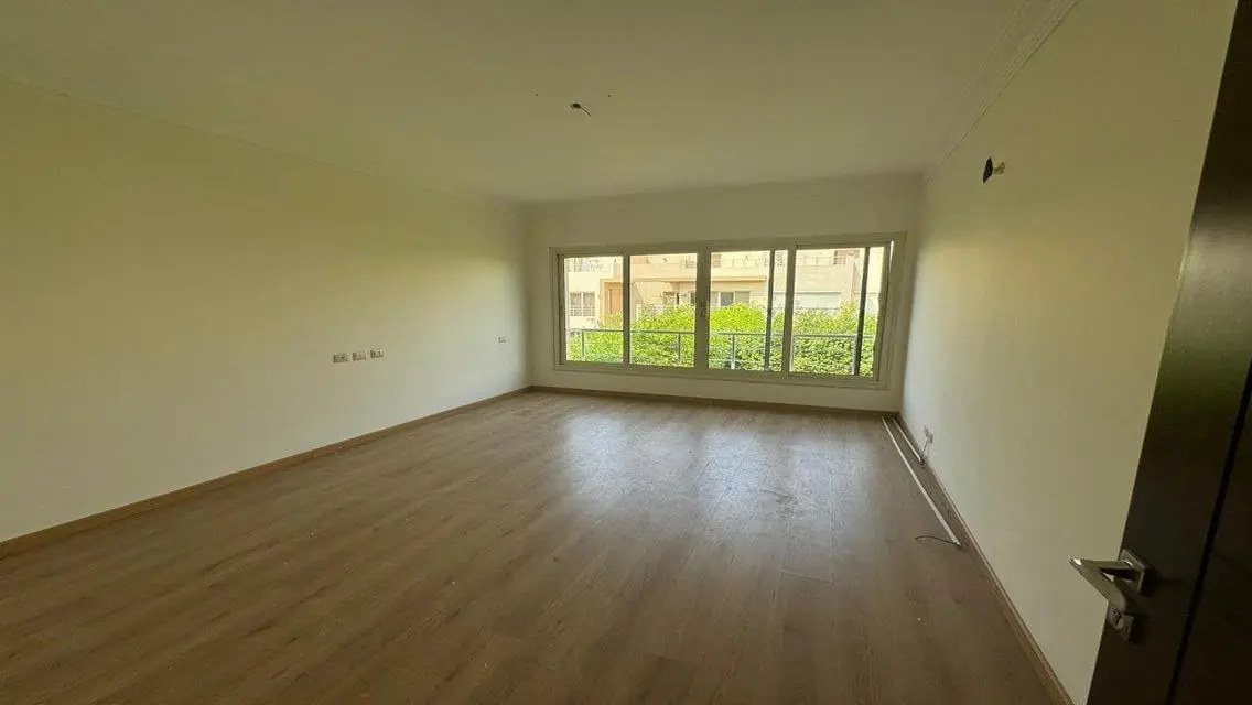 Luxury Apartment with 284 sqm