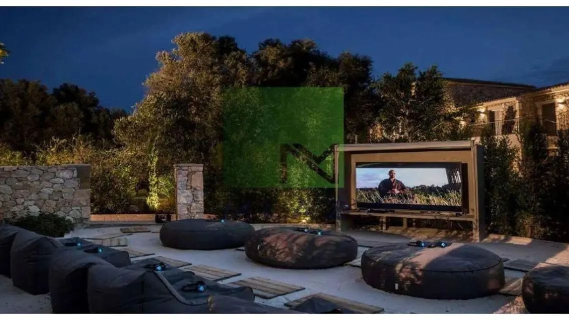 Luxury Villa for Sale in West Clay 5