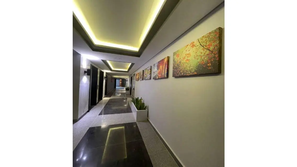 Luxurious Apartment in Rock Eden 191