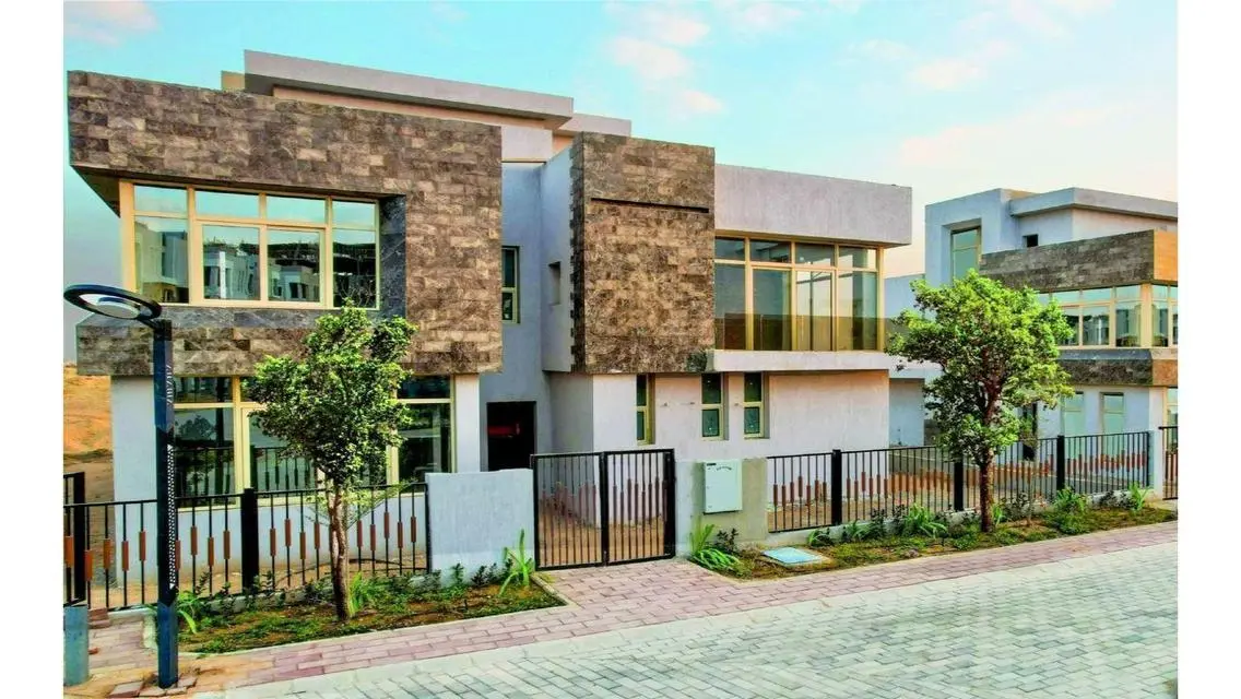 Luxurious Apartment in Rock Eden 191