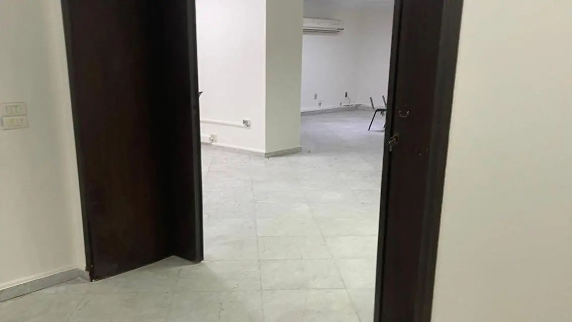 Premium Property with Extended Cables