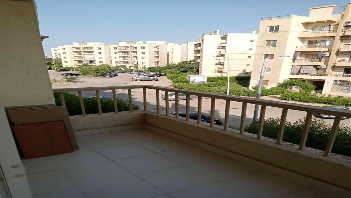 شقة فاخرة بمساحة واسعة في قلب المدينة