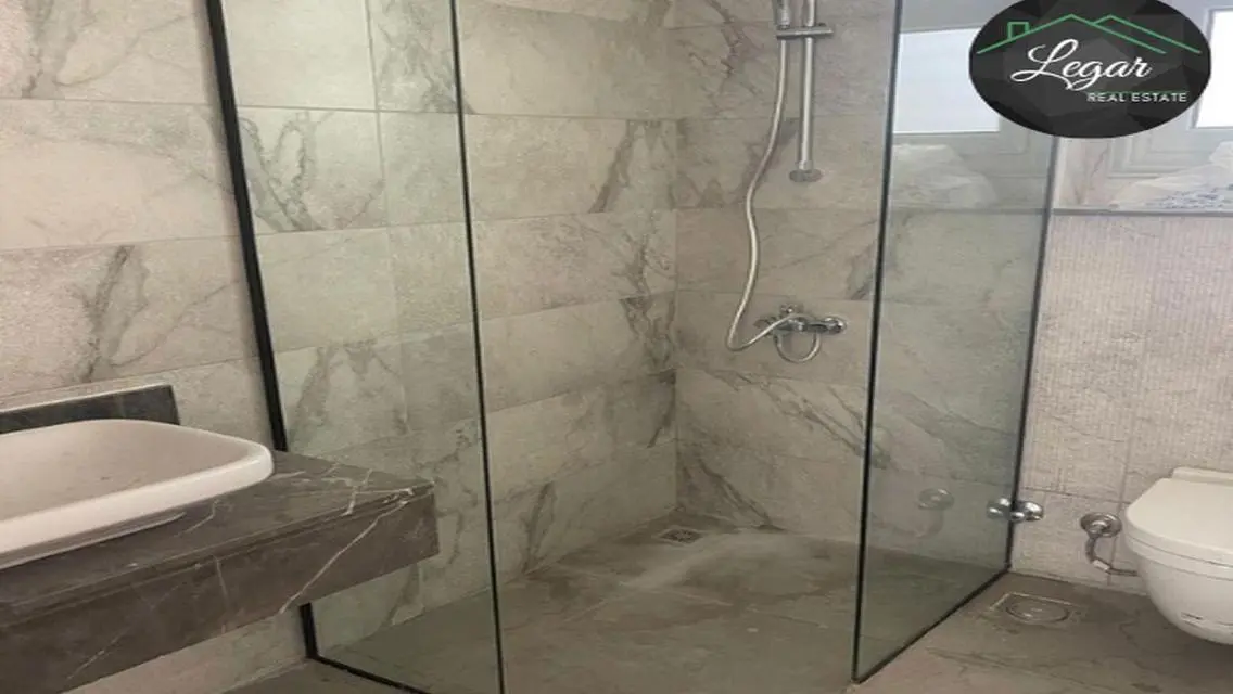 Luxury Apartment for Rent in Palm Parks