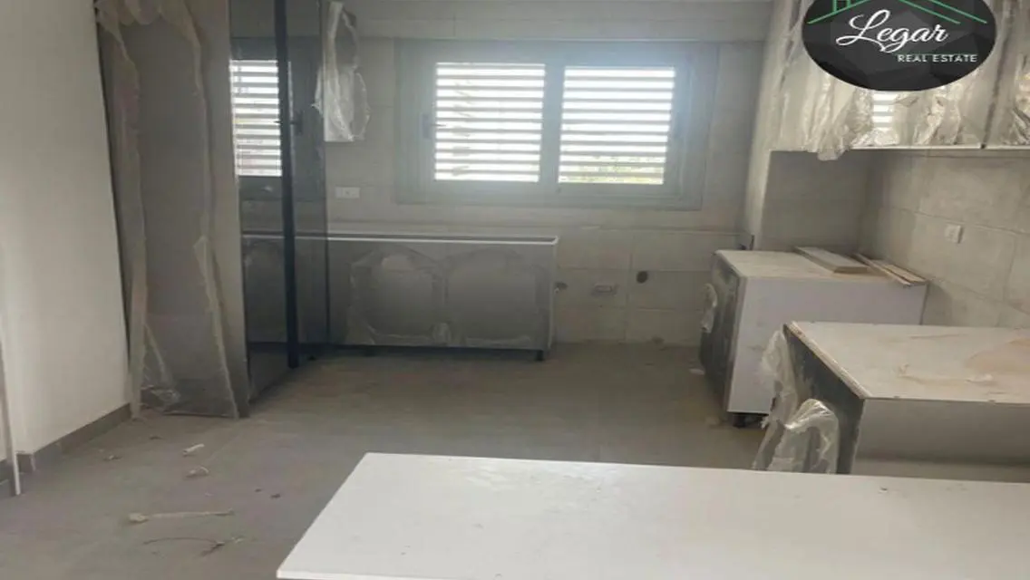 Luxury Apartment for Rent in Palm Parks
